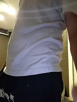 Snapshot of xxTheQuietGuyxx chatting on October 2025 02:42:02 AM xxTheQuietGuyxx online show from October 2025 02:42:02 AM