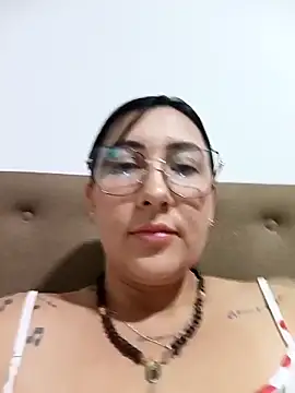 my-kitty online show from October 2025 11:49:02 PM