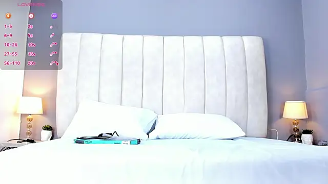 Ashleyy23x online show from November 2025 07:46:02 PM