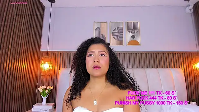 Ashleyy23x online show from June 2026 07:52:01 PM