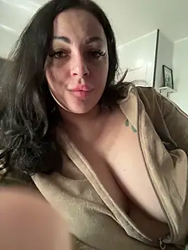 Chloe Ricci online show from December 2024 11:56:02 AM