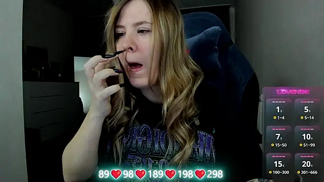 Olivia Munk online show from February 2026 04:05:02 AM