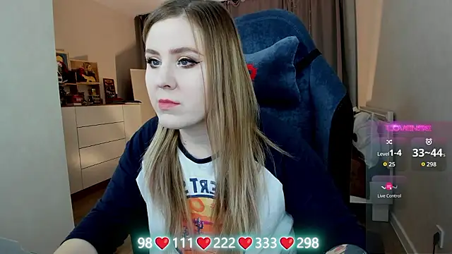 Olivia Munk online show from February 2026 04:42:01 AM