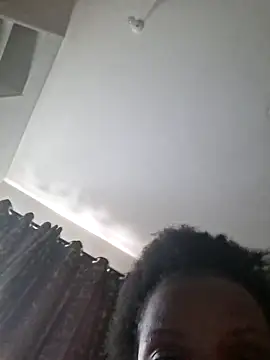 Snapshot of Kamdollie chatting on December 2025 02:36:02 PM Kamdollie online show from December 2025 02:36:02 PM