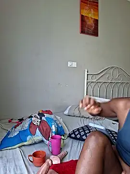 Snapshot of Kamdollie chatting on January 2026 08:51:02 AM Kamdollie online show from January 2026 08:51:02 AM