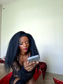 Snapshot of Kamdollie chatting on May 2026 06:11:01 AM Kamdollie online show from May 2026 06:11:01 AM