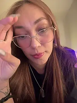 Snapshot of MichelleFerry_ chatting on February 2025 04:41:02 AM MichelleFerry online show from February 2025 04:41:02 AM