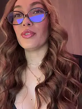 Snapshot of MichelleFerry_ chatting on March 2025 02:32:01 AM MichelleFerry online show from March 2025 02:32:01 AM