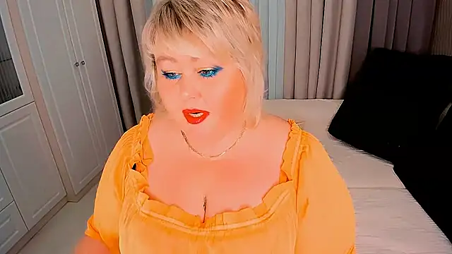 Snapshot of BIGTITSBBW chatting on February 2025 07:20:02 PM BIGTITSBBW online show from February 2025 07:20:02 PM