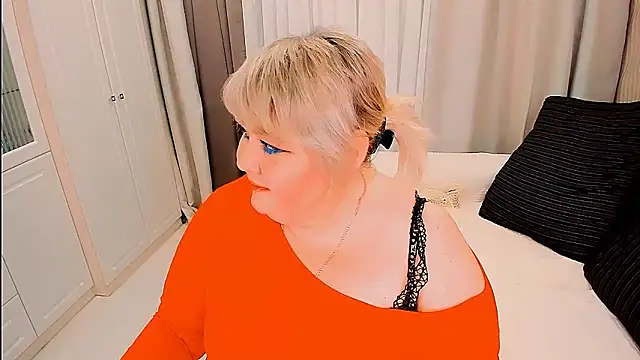 BIGTITSBBW online show from May 2026 08:25:01 PM