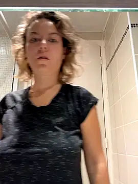 BabyNila online show from October 2025 05:27:02 AM