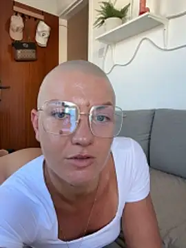 Snapshot of PaulinaSchubert1 chatting on October 2025 01:15:02 PM PaulinaSchubert1 online show from October 2025 01:15:02 PM