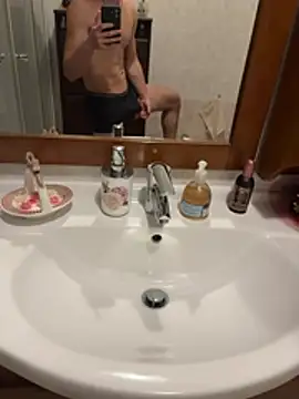 giovanni5281 online show from March 2026 06:12:02 PM