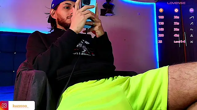 Snapshot of kuzzcoo chatting on November 2025 02:49:02 PM kuzzcoo online show from November 2025 02:49:02 PM