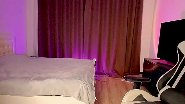 Snapshot of AnnaKnoxx chatting on November 2025 01:40:01 AM AnnaKnoxx online show from November 2025 01:40:01 AM