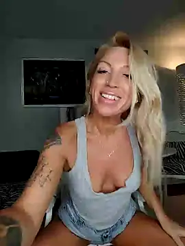 Weloveblue online show from January 2025 12:27:02 PM