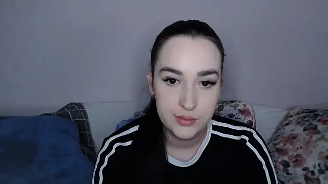 Snapshot of vitalina_freedom chatting on December 2024 01:45:01 PM vitalina freedom online show from December 2024 01:45:01 PM