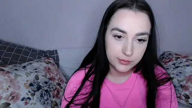 Snapshot of vitalina_freedom chatting on December 2024 12:34:02 PM vitalina freedom online show from December 2024 12:34:02 PM