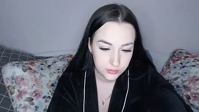 Snapshot of vitalina_freedom chatting on December 2024 03:37:01 PM vitalina freedom online show from December 2024 03:37:01 PM