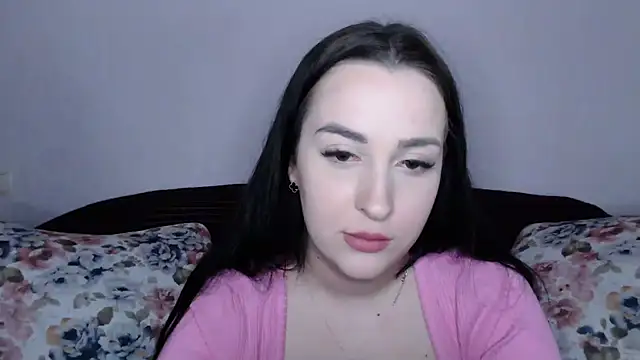 Snapshot of vitalina_freedom chatting on January 2025 01:58:01 PM vitalina freedom online show from January 2025 01:58:01 PM