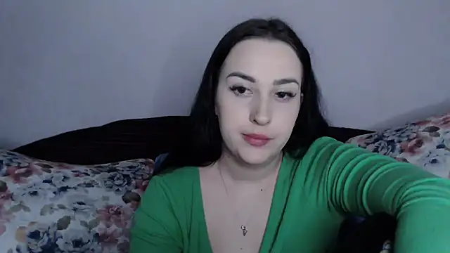 Snapshot of vitalina_freedom chatting on January 2025 03:34:01 PM vitalina freedom online show from January 2025 03:34:01 PM