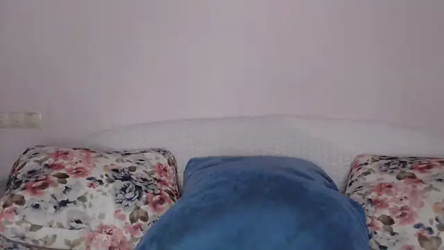 Snapshot of vitalina_freedom chatting on January 2025 01:02:01 PM vitalina freedom online show from January 2025 01:02:01 PM