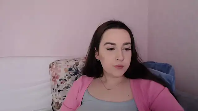 Snapshot of vitalina_freedom chatting on March 2025 06:21:02 AM vitalina freedom online show from March 2025 06:21:02 AM
