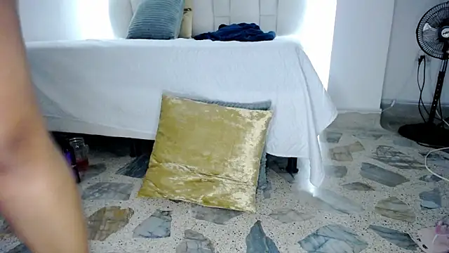 tiffany  pink online show from February 2025 10:53:02 PM