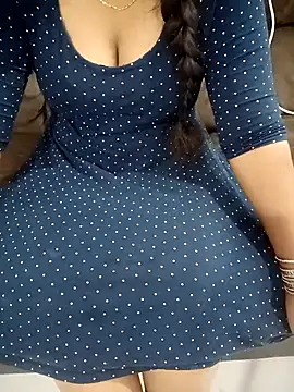 Mounika25 online show from November 2025 08:58:02 AM