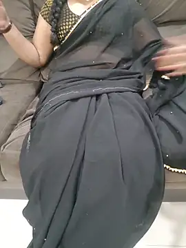 Mounika25 online show from May 2026 06:26:01 PM