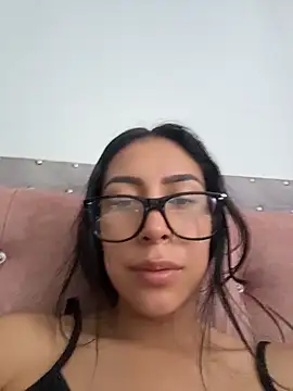  alabina  online show from April 2026 05:32:02 PM