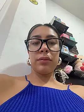  alabina  online show from April 2026 07:09:01 PM