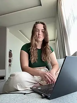 Snapshot of Nura_n_Sarah chatting on September 2025 04:16:01 AM Nura n Sarah online show from September 2025 04:16:01 AM