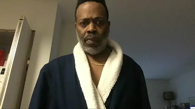 Snapshot of theblacklordmaster chatting on February 2025 01:37:01 PM theblacklordmaster online show from February 2025 01:37:01 PM