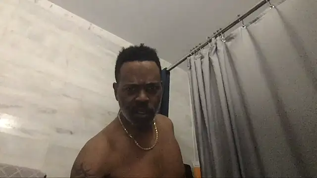 Snapshot of theblacklordmaster chatting on March 2025 01:15:01 PM theblacklordmaster online show from March 2025 01:15:01 PM