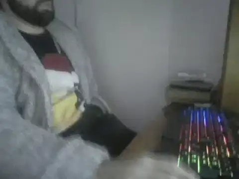 Snapshot of joaodias_97 chatting on December 2024 09:28:01 PM joaodias 97 online show from December 2024 09:28:01 PM