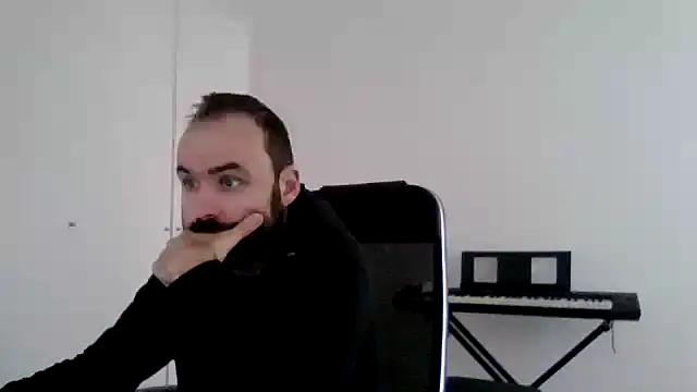 Snapshot of joaodias_97 chatting on March 2026 12:01:02 PM joaodias 97 online show from March 2026 12:01:02 PM