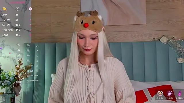 CarolReeves online show from December 2024 12:23:02 PM