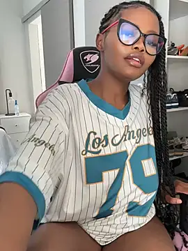 Neelo-Smith online show from December 2024 05:04:02 AM