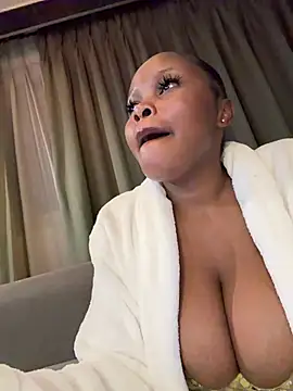 Neelo-Smith online show from July 2026 11:07:02 PM
