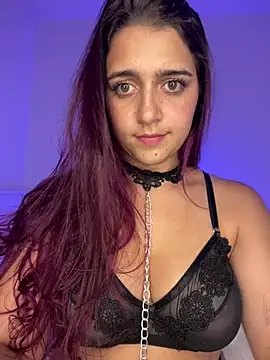 Snapshot of Alicia_Ruiz chatting on March 2025 12:00:01 AM Alicia Ruiz online show from March 2025 12:00:01 AM