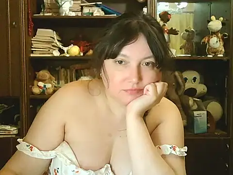 Snapshot of CarrieQPeach chatting on April 2026 08:42:02 PM CarrieQPeach online show from April 2026 08:42:02 PM