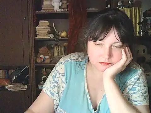 Snapshot of CarrieQPeach chatting on April 2026 08:57:02 PM CarrieQPeach online show from April 2026 08:57:02 PM