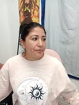 Snapshot of nammy__dirtyhott chatting on April 2026 04:25:01 PM nammy dirtyhott online show from April 2026 04:25:01 PM