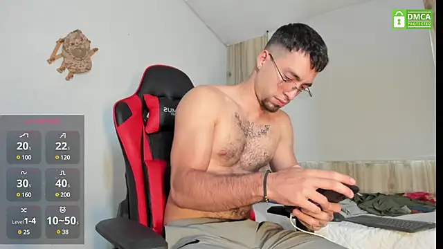 Snapshot of lil_faker420 chatting on January 2025 09:05:02 PM lil faker420 online show from January 2025 09:05:02 PM