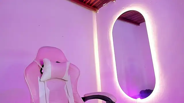  girl fernanda  online show from February 2026 07:10:02 PM