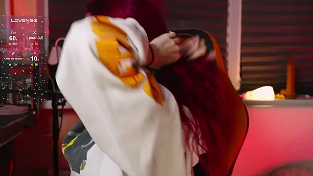 BlueCherryy online show from October 2025 05:57:01 PM