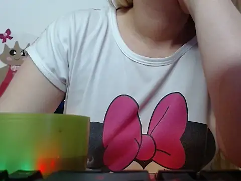 69liamilk69 online show from October 2025 05:59:01 AM