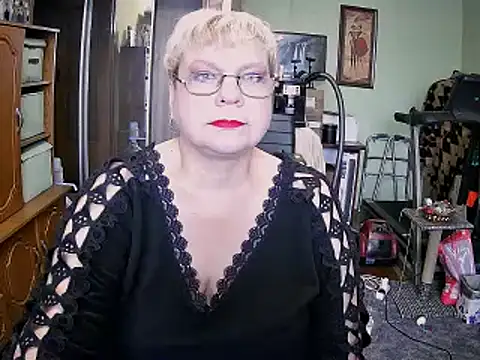 LOLA8888 online show from October 2025 10:13:02 AM