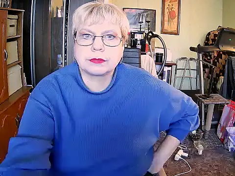 LOLA8888 online show from November 2025 01:02:01 PM